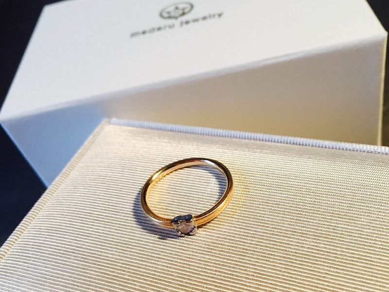 メデルジュエリー　18kリング 年をとってもずっとつけていて違和感のないデザインを探していました