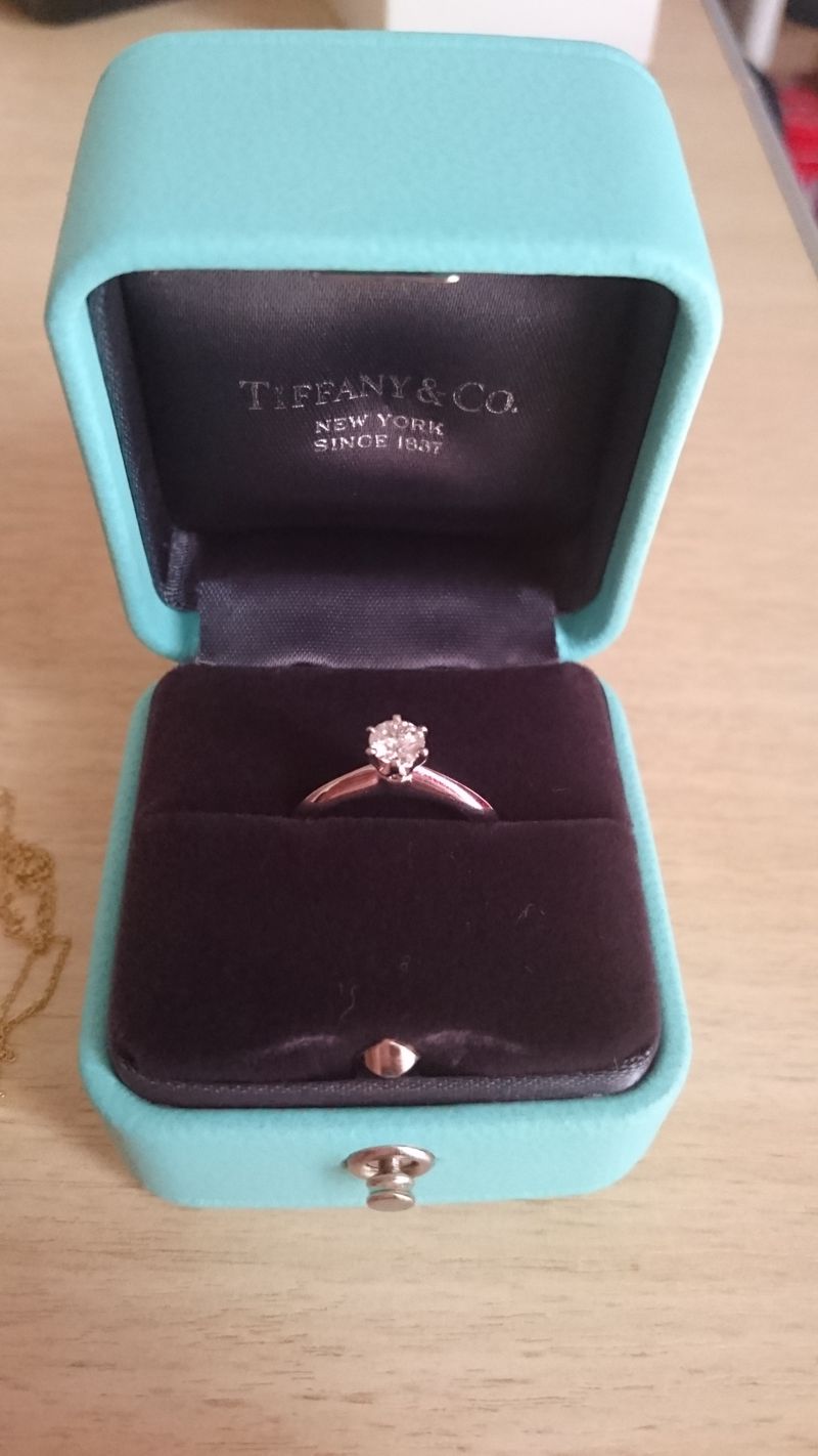 定価60万越え Tiffany 婚約指輪　ティファニーセッティング 定価60万越え Tiffany 婚約指輪 ティファニーセッティング 定価60万