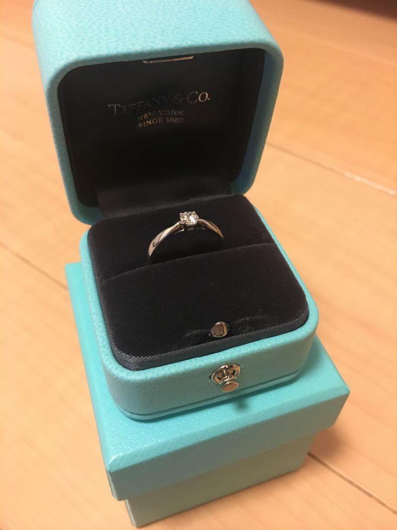 ティファニー　ハーモニー 憧れだったティファニーハーモニーを婚約指輪で頂きました。雑誌や