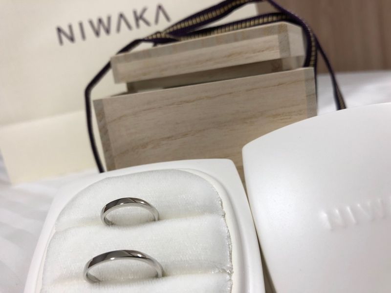 職場でも付けれるようにシンプルなものにしました。私自身あまり