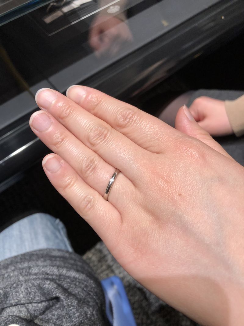 シンプルなものが良かったので、一目みて気に入った。 希望通りの