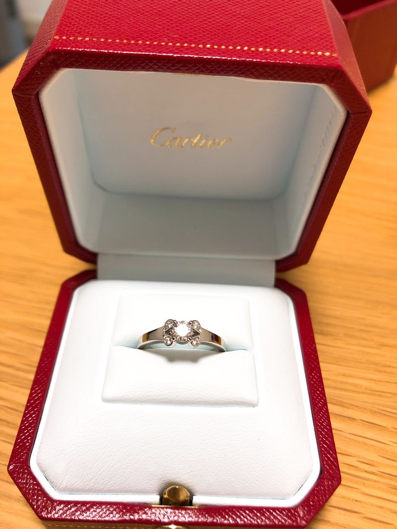 Cartier バレリーナ　0.23カラット　婚約指輪　刻印なし あまりないデザインでバレリーナという名前もとても素敵だと思いました