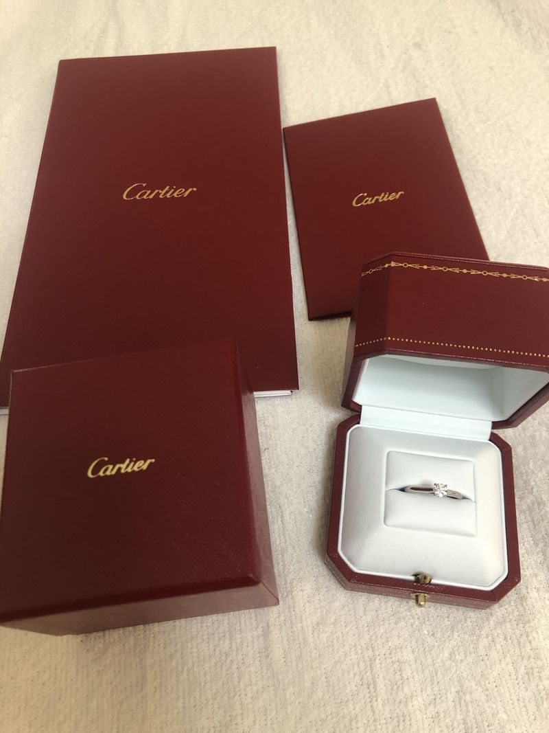 昔からのカルティエがのレッドボックスが憧れだったのでプロポーズの
