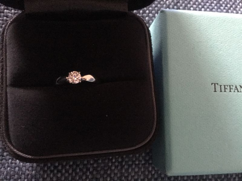 旦那さんに買ってもらったんですが、2人の記念日が28日なので0.28