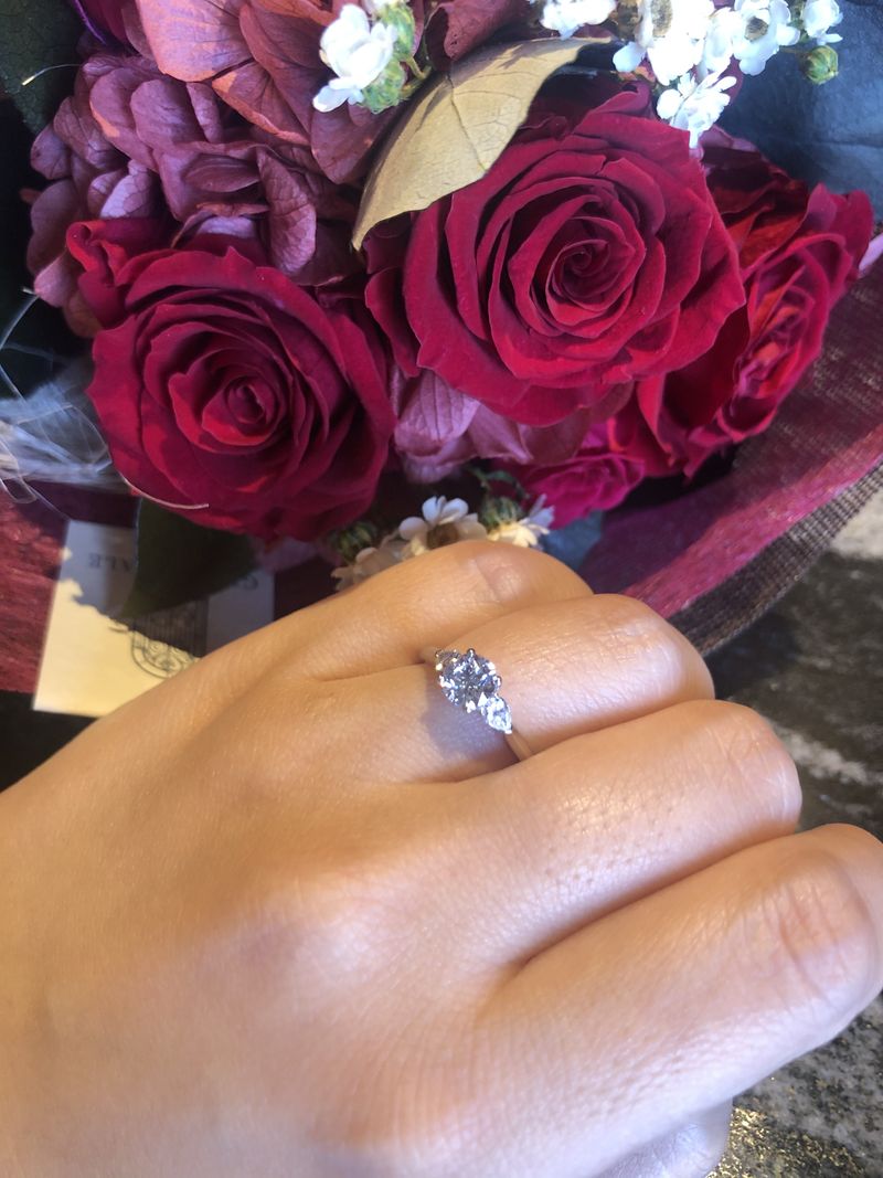 GRAFFのプロミス、ペアシェイプのものを購入しました！決めて手は、両