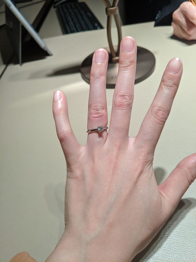 カルティエ　1895 リング　婚約指輪　ソリテール　　0.2カラット 王道のソリテール1895です。 婚約指輪といえばこれ！というイメージ