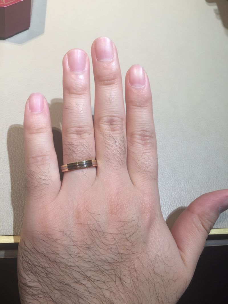 定番のトリニティリング。ホワイトゴールド、ピンクゴールド