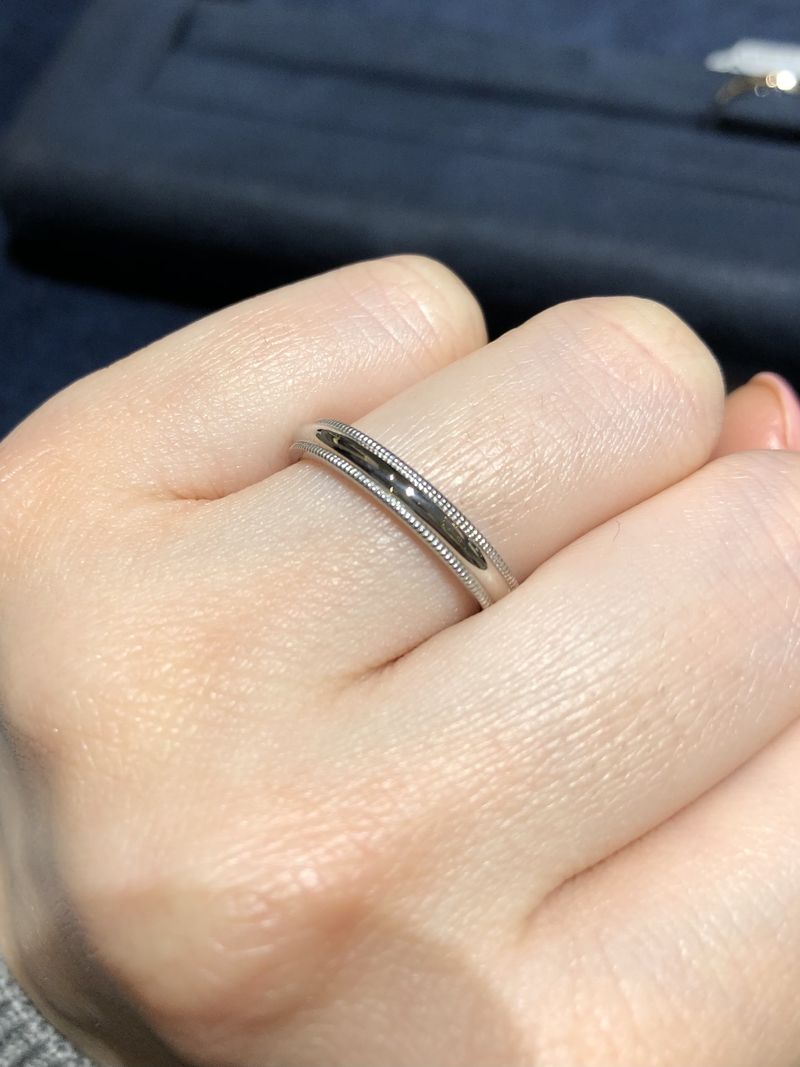 指輪探しで様々なところをまわったのですが、最初に入ったハリーウィン