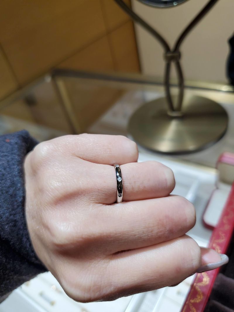 【ちろる】カルティエ　バレリーナウェディングリング　ペア 色々デザインはあるのですがバレリーナ ウェディング リングは、表裏で