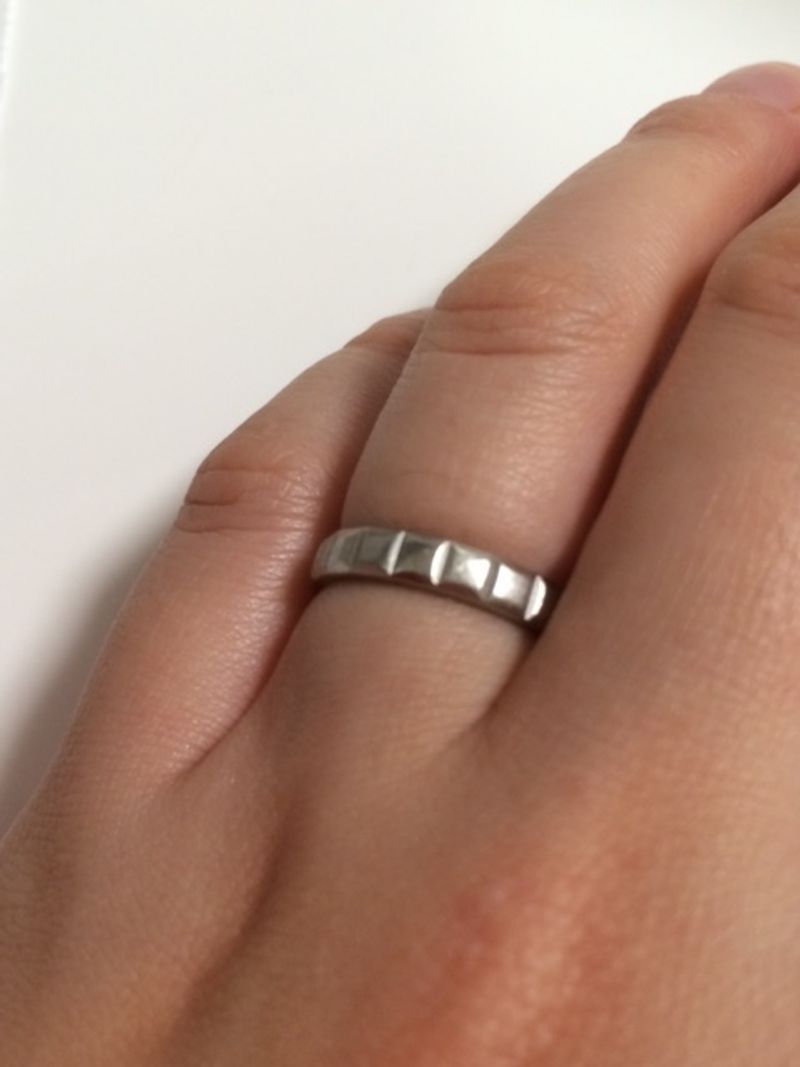 婚約指輪を同ブランドのシャネルのマトラッセエンゲージリングにした