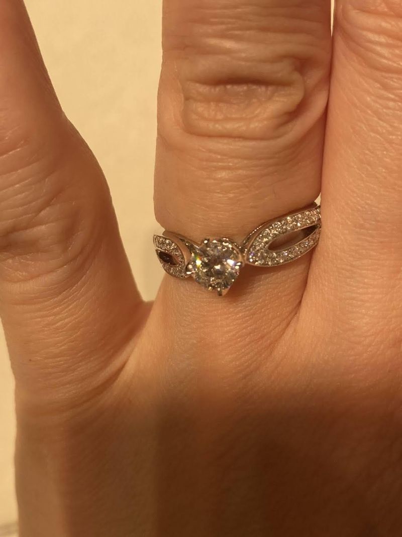 ポン ドゥ パリ ソリテール リングはブシュロンの中でも代表する人気の