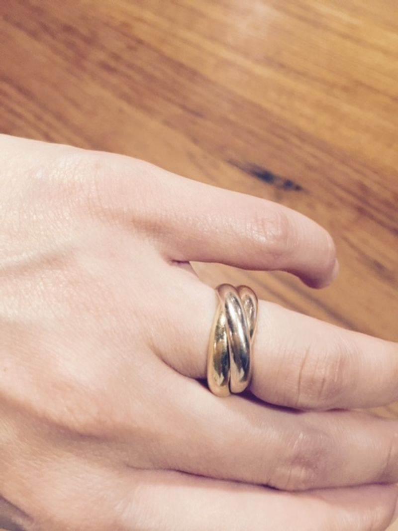 とても珍しいことかもしれませんが、主人とはお互い別のブランドの結婚