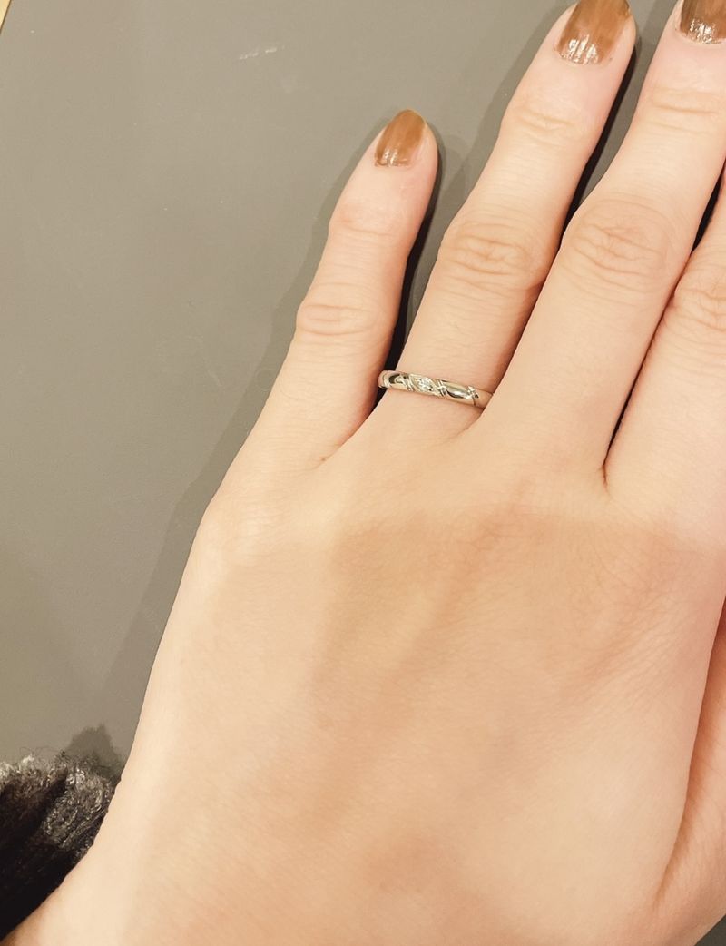 トルサード、ダイヤ一粒、プラチナです。 人と被りにくいブランドで