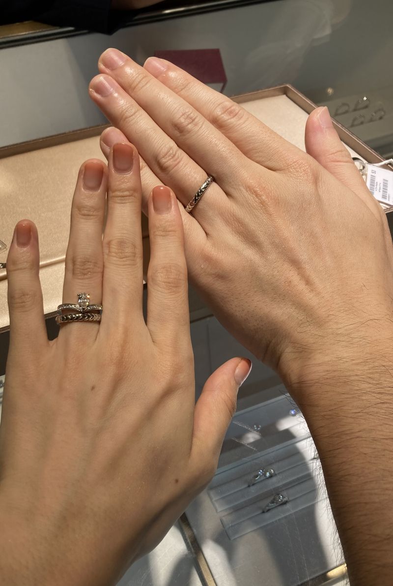 外資系なのもあり、しっかりと存在感のある指輪が多いイメージです