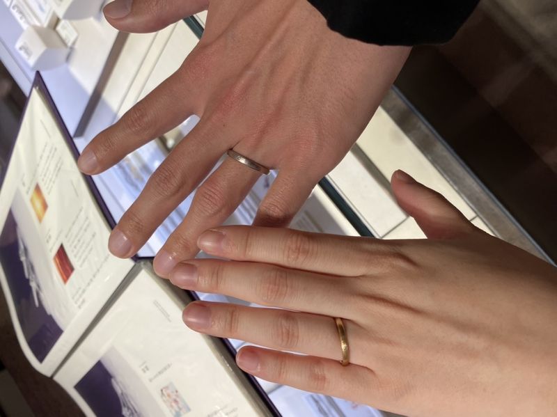 京杢目というシリーズの長閑〜NODOKA〜という指輪を選びました