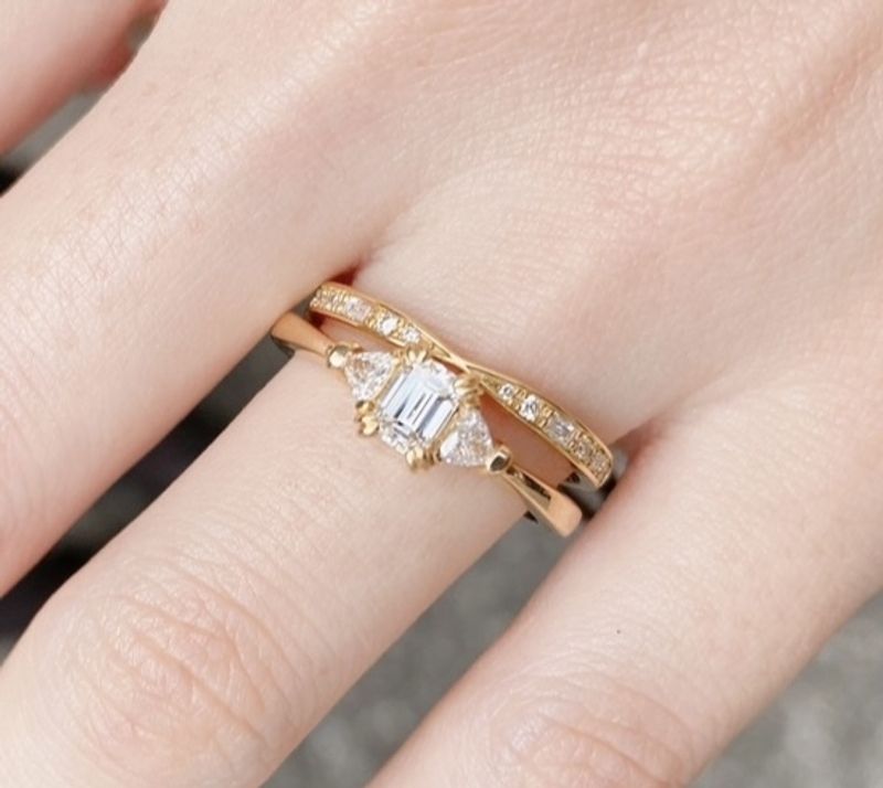 なんといってもエメラルドカットです。オレッキオはインスタで知りまし