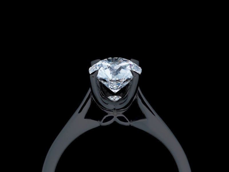 輝きを引き立たせる秘密と独自のセッティング