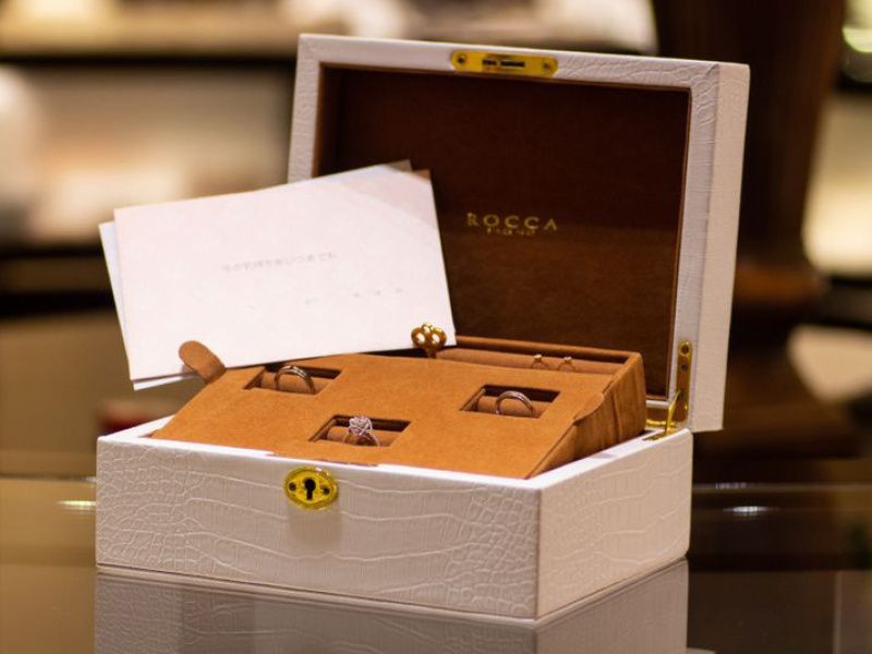 想いも一緒にしまえる ジュエリーボックス