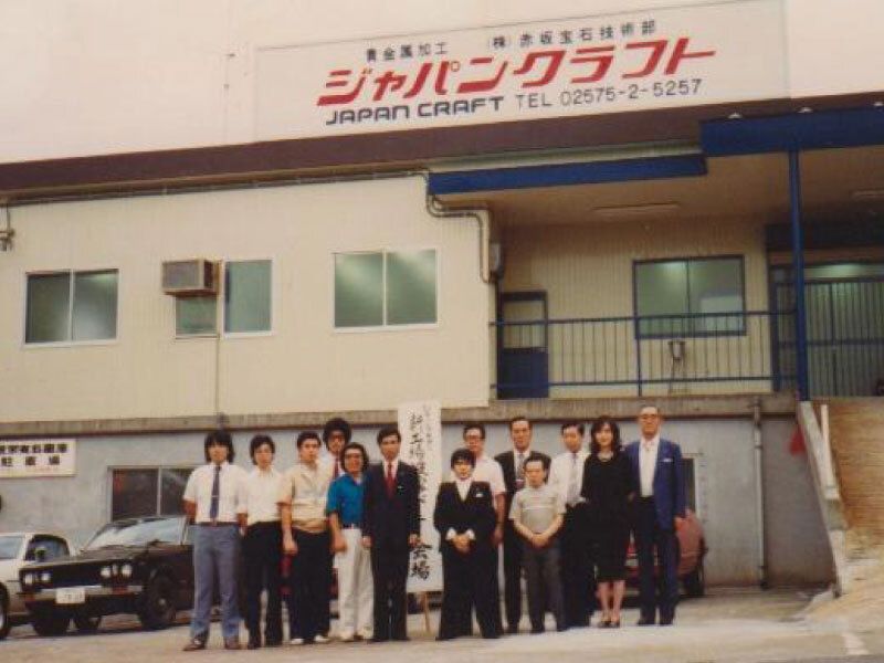 日本最大級の宝飾問屋街、御徒町で50年