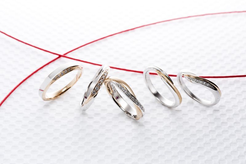 赤い糸によって結ばれていた二人はこのリングによって互いを引き寄せ合った。