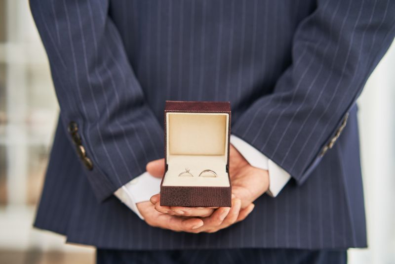 男性は太めでツヤ消しありが当店一番人気