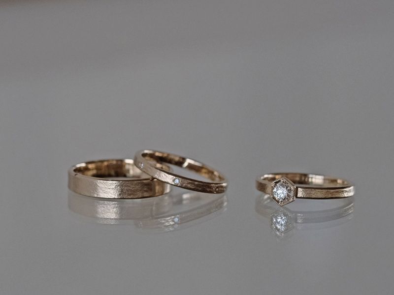 AbHeriにしか存在しないカラー【K18シャンパンゴールド】