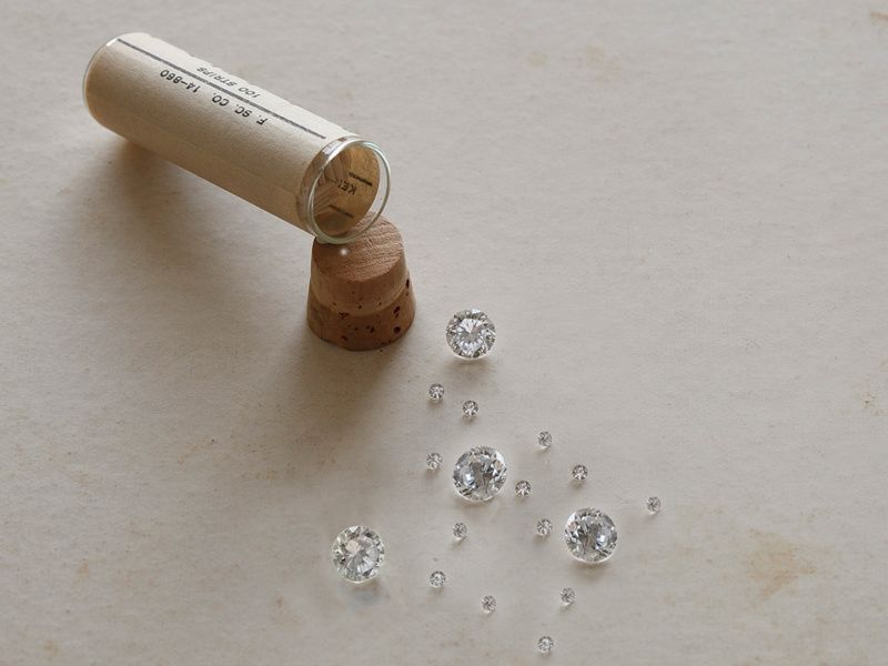 大切な一粒を選ぶ、ダイヤモンド選定