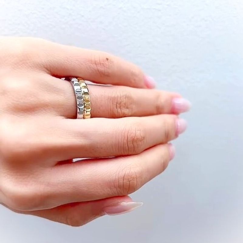 ブシュロン】クルドパリ プラチナ ミディアムリング [結婚指輪