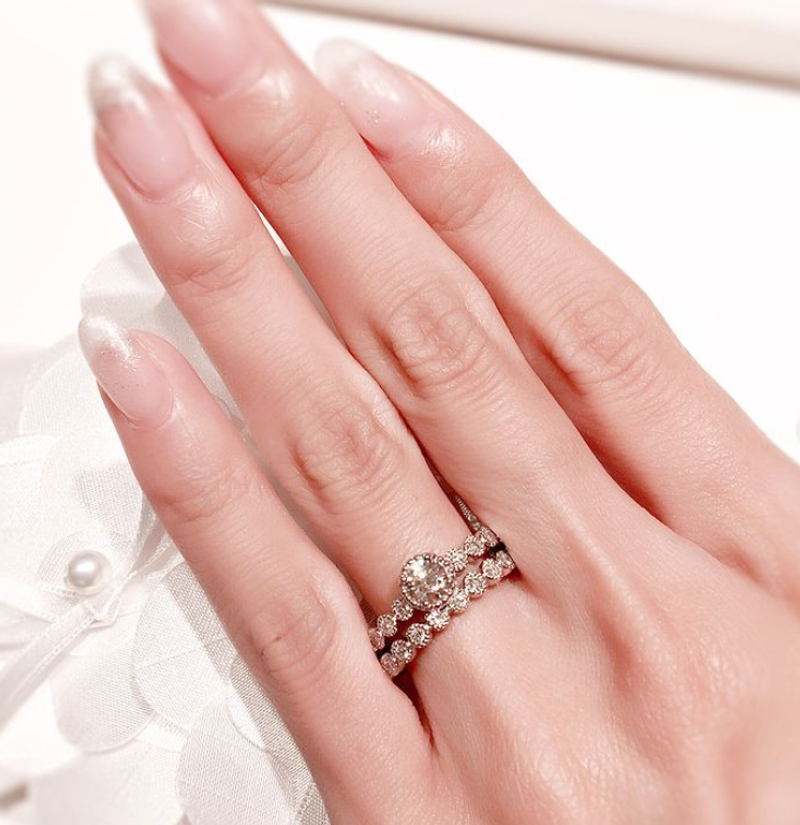 ポンテヴェキオ】MILLE AMORE(ミルアモーレ) [婚約指輪] JEWELRY