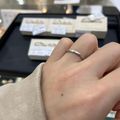 【Cadensia bridal(カデンシアブライダル)の口コミ】 指輪のデザインはシンプルからキラキラ系まで幅広くありました。また、全…