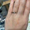 【ESTELLE(エステール)の口コミ】 プラチナとゴールドがどちらも含まれたデザインで、珍しく個性的だと思い…