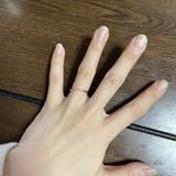 【Ankhore(アンクオーレ)の口コミ】 シンプルだけどチラッと見えるダイアが綺麗！ピンクゴールドが好きなので…