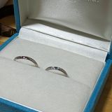【ミンサーリングの口コミ】 彼がくれた婚約指輪と同じブランドで探していました。いろいろある中でも…