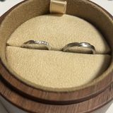 【COLANY(コラニー)の口コミ】 指輪をつけた時のつけ心地がとてもよく、着用してすぐに決めました。また…