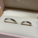 【Petit Marie(プチマリエ)の口コミ】 薔薇のデザインが途切れず一周あり、他にはないデザインだと思いました。…