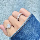 【DIALLURE(ディアリュール)の口コミ】 婚約指輪と結婚指輪を一緒に購入しました。
婚約指輪は、断然エメラルドカ…