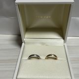 【NEUSPUR(ノイシュプール)の口コミ】 シンプルだけど個性的です。
女性用のリングは宝石が付いていることが多い…