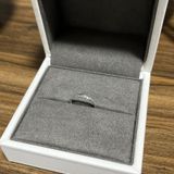 【Galopine & Galopin(ガロピーネガロパン)の口コミ】 指輪の上下どちらからみても石が流れるようにあしらわれており、とても美…