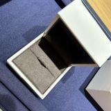 【COEUR D'OR(クゥドール)の口コミ】 プロポーズリングだったので、センターダイヤモンドを1番目立たせるデザイ…