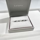 【Katamu(カタム)の口コミ】 「Katamu 紅（くれない）」はシンプルだけど存在感があって、角度によって…