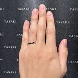 【TASAKI(タサキ)の口コミ】 シンプルなリングにブラックダイヤモンドがついている。シンプルがいいけ…