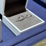 【COCKTAIL(カクテル)の口コミ】 2つのリングが交差するようなデザインで、独創的かつ派手すぎないデザイン…