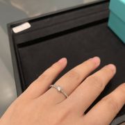 ウェディング バンドリング（プラチナ ダイヤモンド3石 幅2mm）です