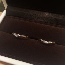 【アイプリモ(I-PRIMO)の口コミ】 はめた時のフィット感が良く、指に馴染むところが良かった。
指輪の太さ、…