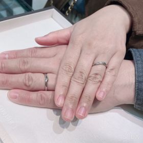 【アイプリモ(I-PRIMO)の口コミ】 手が小さいため細身のウェーブかV型で探していました。色んなデザインを試…