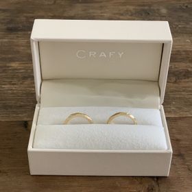 【CRAFY(クラフィ)の口コミ】 既製品の指輪だと、色味やデザインは決まったものになってしまい、その中…