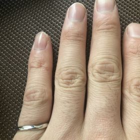 【Something Blue(サムシングブルー)の口コミ】 コストを重視して考えていましたがとてもいい指輪をスタッフの方々が一緒…