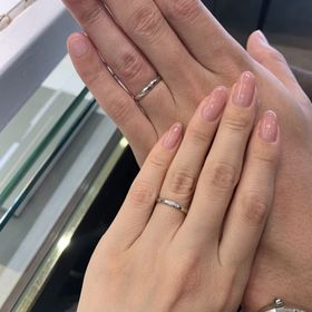 【アイプリモ(I-PRIMO)の口コミ】 つけた瞬間、滑らかな着け心地でとても指馴染みが良いと感じました。先に…