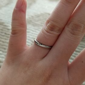 【銀座ダイヤモンドシライシの口コミ】 旦那と初めて指輪を買いに入った店が銀座ダイヤモンドシライシでした。結…