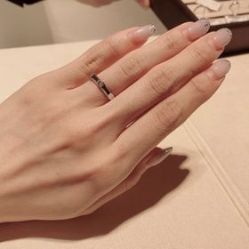 【ブルガリ(BVLGARI)の口コミ】 太めなタイプで角ばったイメージですが、何より他と被らないです。波が見…